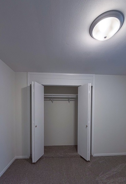 Building Photo - 2005 S Prospect Ave