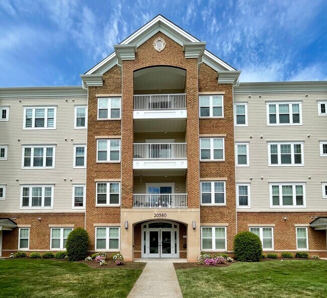 Building Photo - 20580 Hope Spring Ter