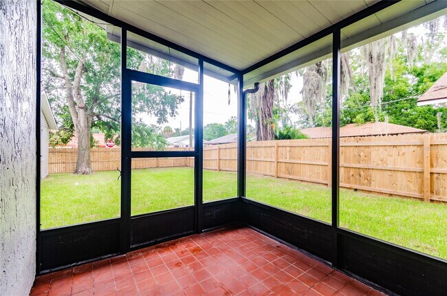 Building Photo - "Historic Seminole Heights 3-Bed, 2-Bath H...