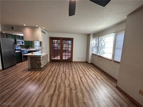 Building Photo - 5915 Laredo St