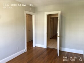 Building Photo - 1BR + Den Apartment in Columbia Heights Av...