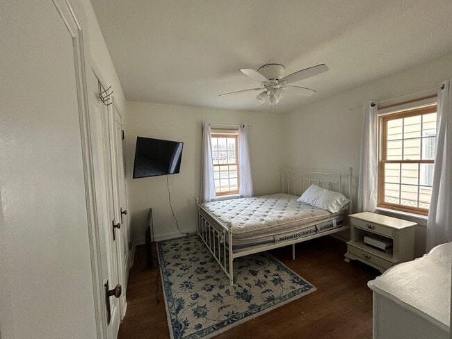 Building Photo - 3 Bed, 1 Bath House Close to Purdue, Mackey/Ross-Ade