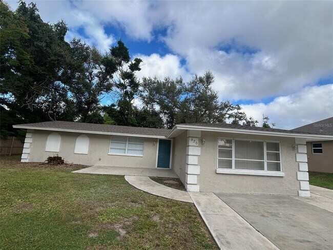 Primary Photo - 320 Cardinal Rd