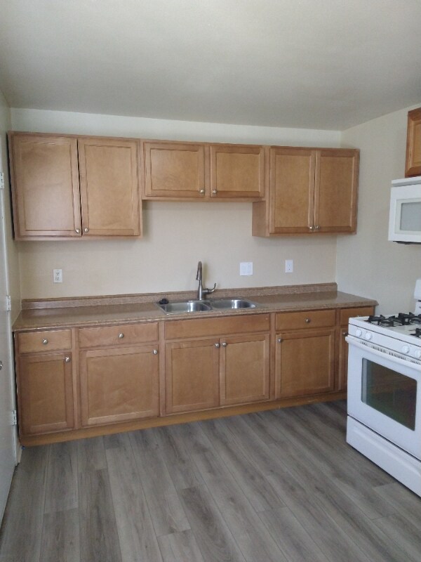 Building Photo - 5228 Adobe Rd