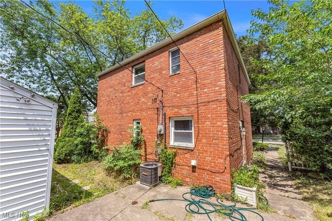 Building Photo - 21530 Bruce Ave