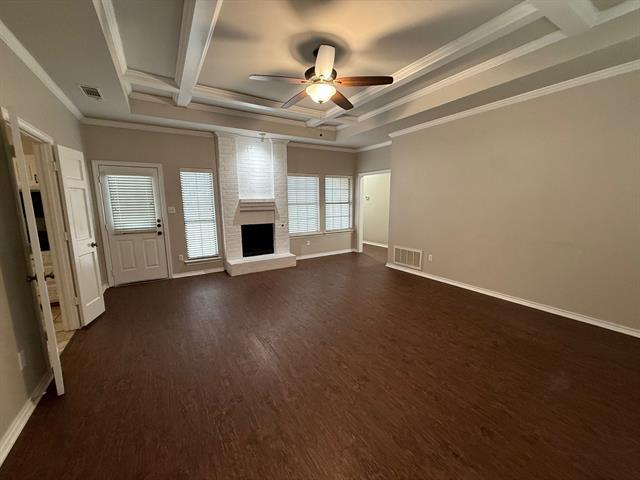 Building Photo - 318 Shade tree St