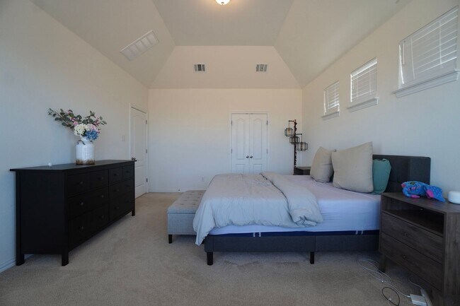 Building Photo - 208 Monteforte Rd