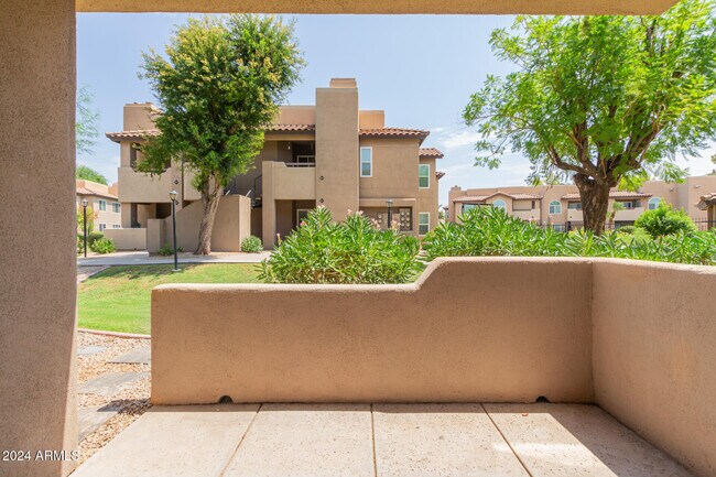 Building Photo - 9450 E Becker Ln