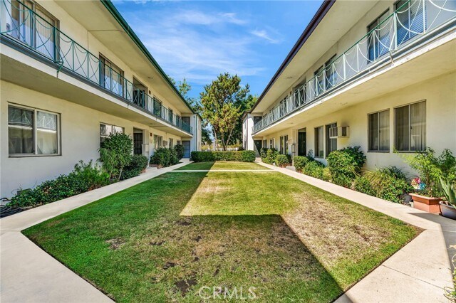 Building Photo - 5828 Whitsett Ave