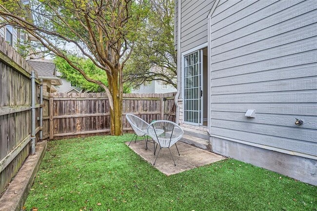 Building Photo - 8518 Cahill Dr