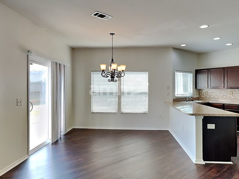 Building Photo - 4430 Kiddle Ln