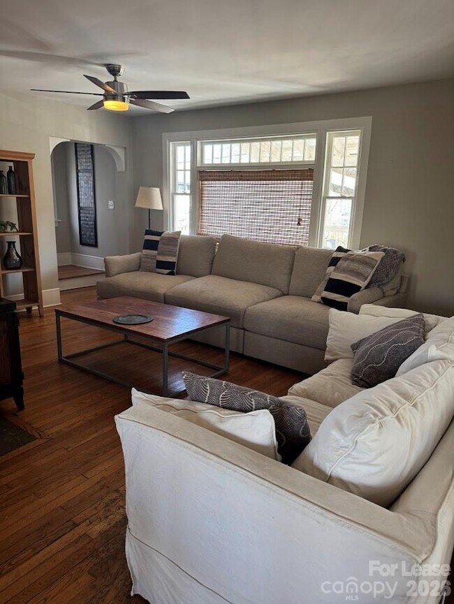 Building Photo - 10 Coleman Ave