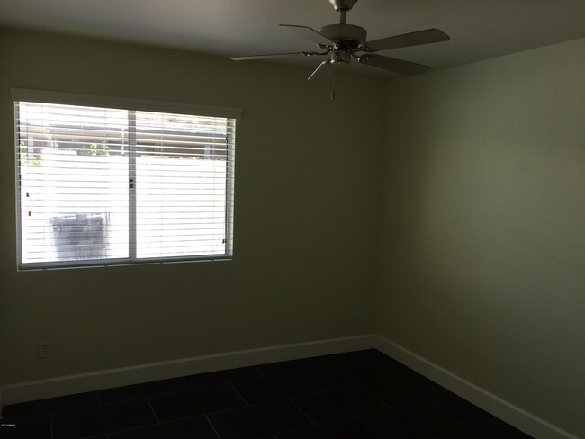 Building Photo - 1525 E Ironwood Dr