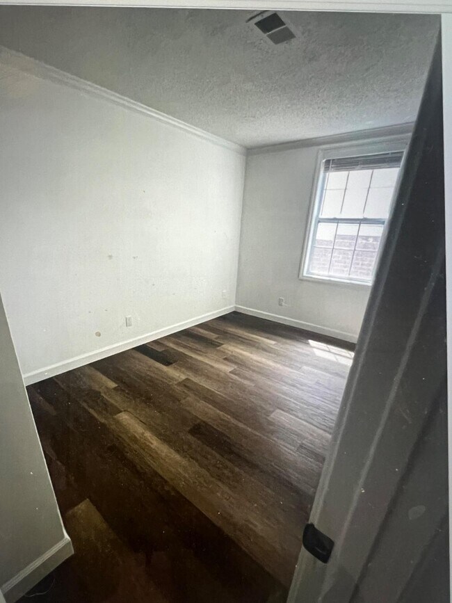 Building Photo - 1113 Huntmaster Terrace NE