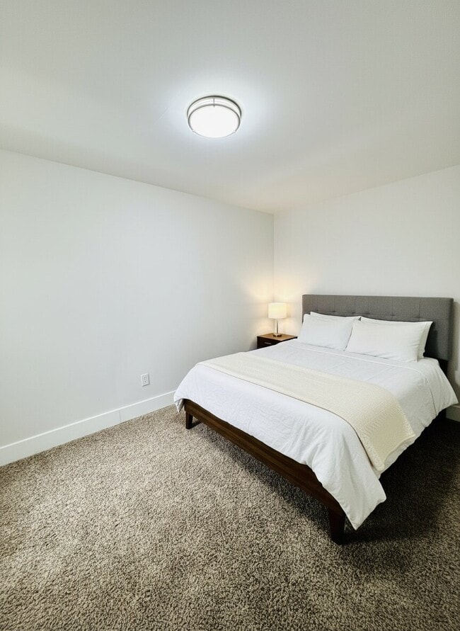 Building Photo - 2814 Helen St