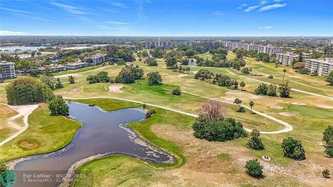 Building Photo - 2671 S Course Dr