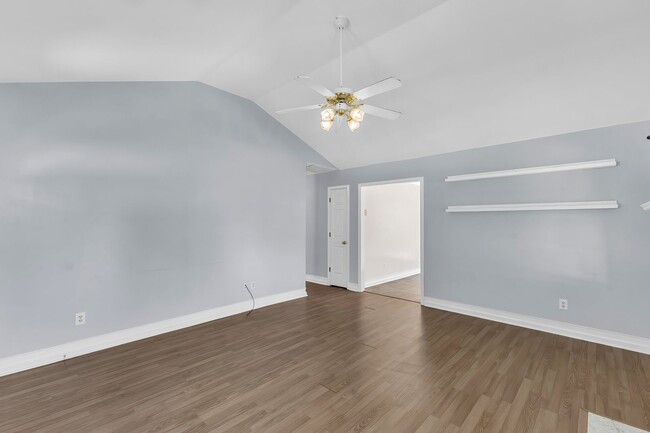 Building Photo - **Cute 3/2 Bungalow in Flaherty Farms**