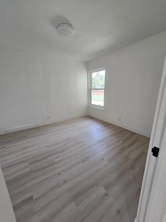 Building Photo - 5 Ormond Ct