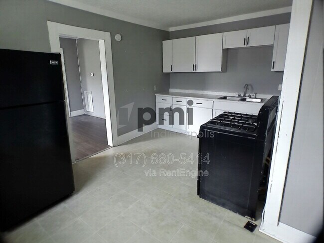 Building Photo - 213 Madison Ave