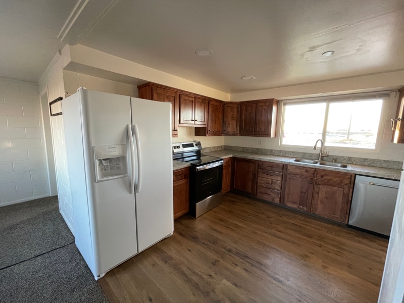 Building Photo - 1535 W 100 Rd S