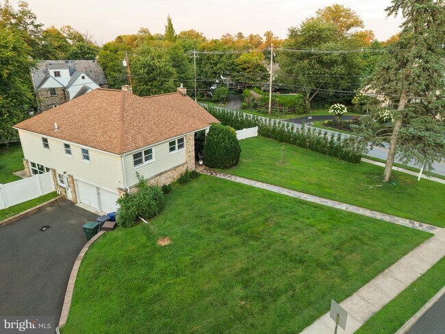 Building Photo - 838 Washington Ln