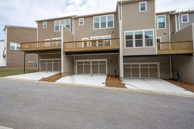 Building Photo - 1159 Millennium Park Rd