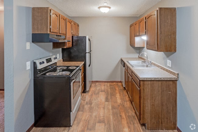 2BR, 1BA