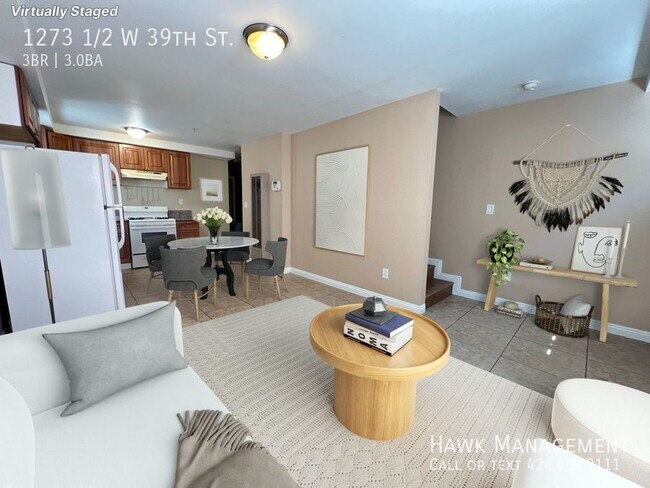 Building Photo - 1273 1/2 W 39th St.-