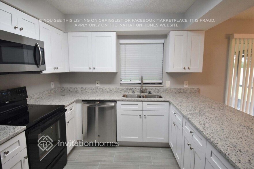 Building Photo - 3903 Bent Tree Loop W