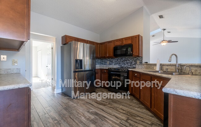 Building Photo - 341 Dijon Dr S