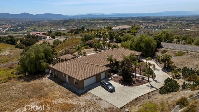 Building Photo - 41750 Avenida Ortega