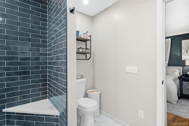 Building Photo - 946 NY-311