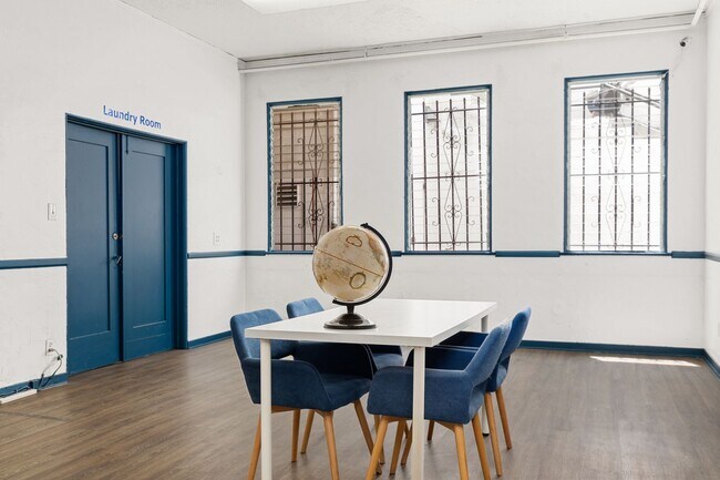 Building Photo - 840 Hilgard Ave