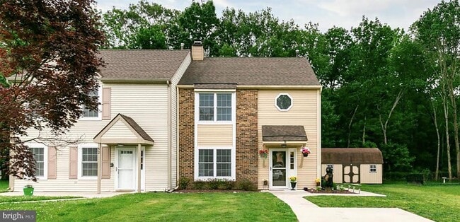 Building Photo - 50 Meeting House Ln
