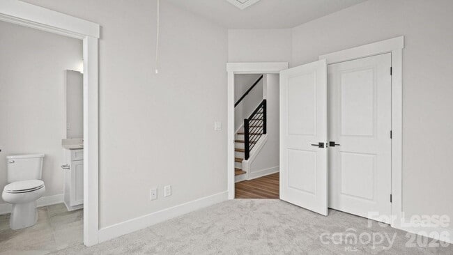 Building Photo - 2025 Clarksdale Dr