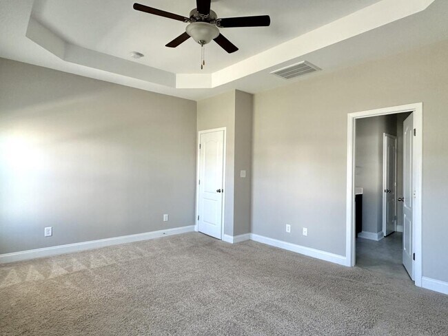 Building Photo - 3142 Hunting Lodge Rd