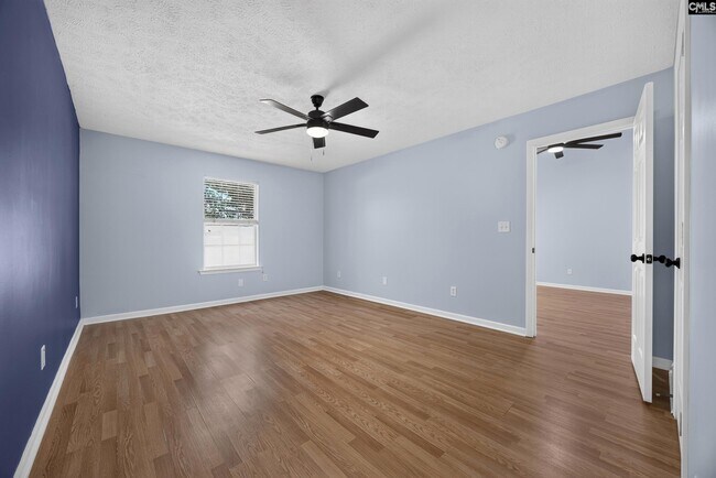 Building Photo - 116 Waverly Point Dr