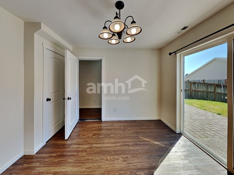 Building Photo - 19922 98th Ave E