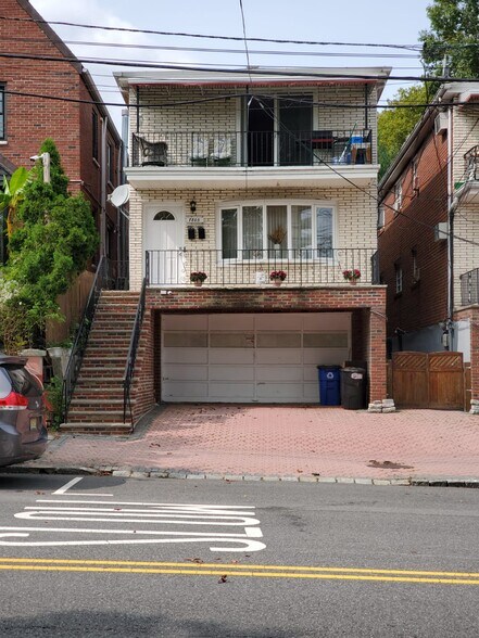 Building Photo - 7805 Park Ave