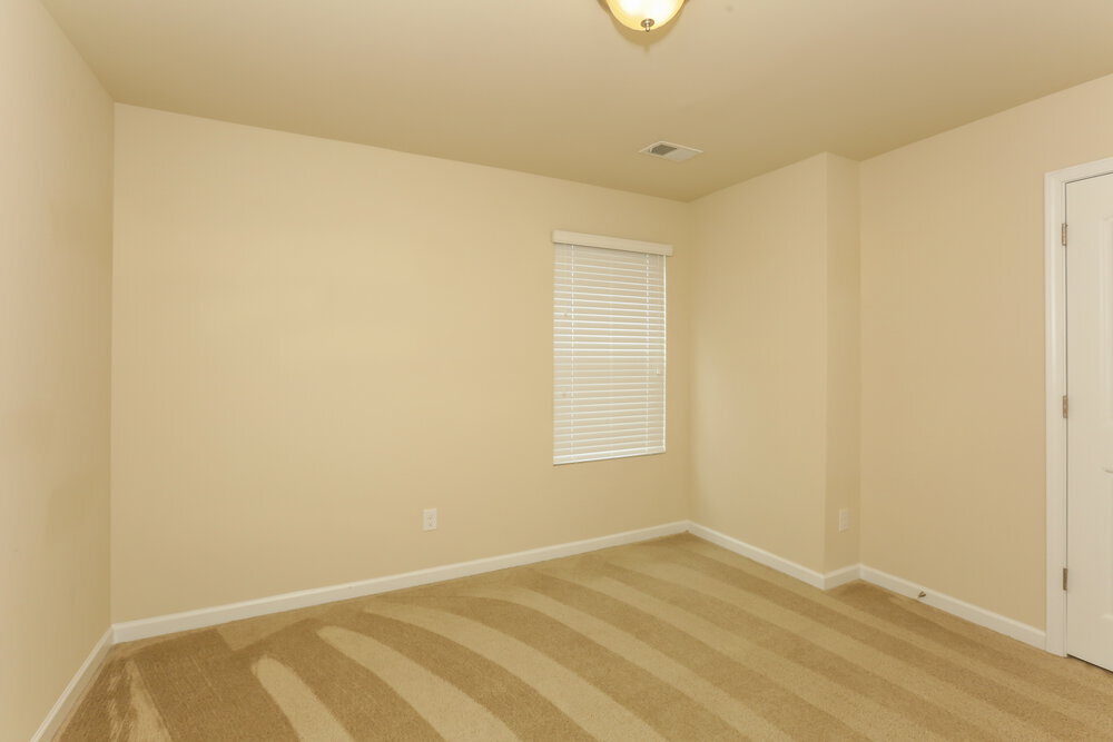 Building Photo - 434 Knothole Ln