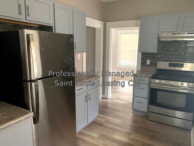 Building Photo - 8758 Burton Ave