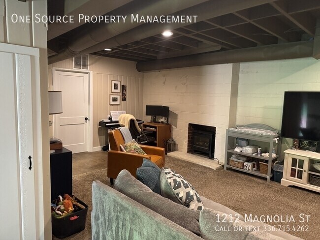 Building Photo - 1212 Magnolia St