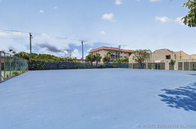 Building Photo - 5617 NW 16th St