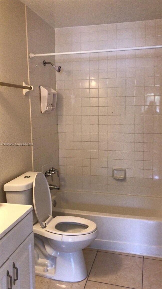 Building Photo - 8260 NW 5th Terrace