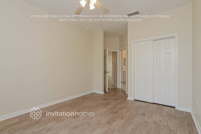 Building Photo - 1934 Magical Ln