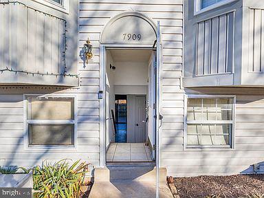 Building Photo - 7909 Hugh Mullen Dr