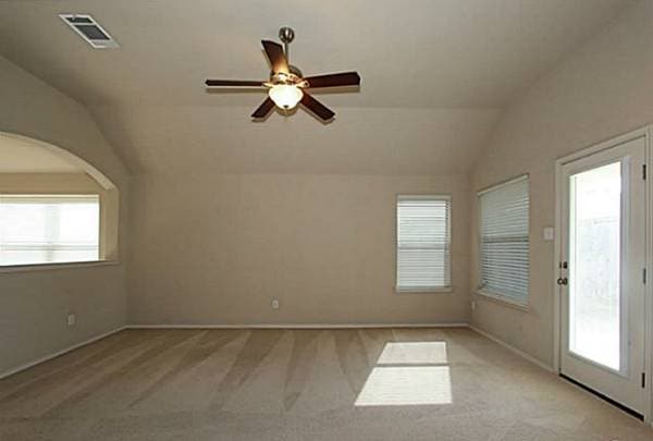 Building Photo - 508 Highmoor Ct