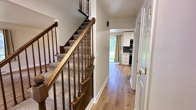 Building Photo - 17670 Green Isle Ct