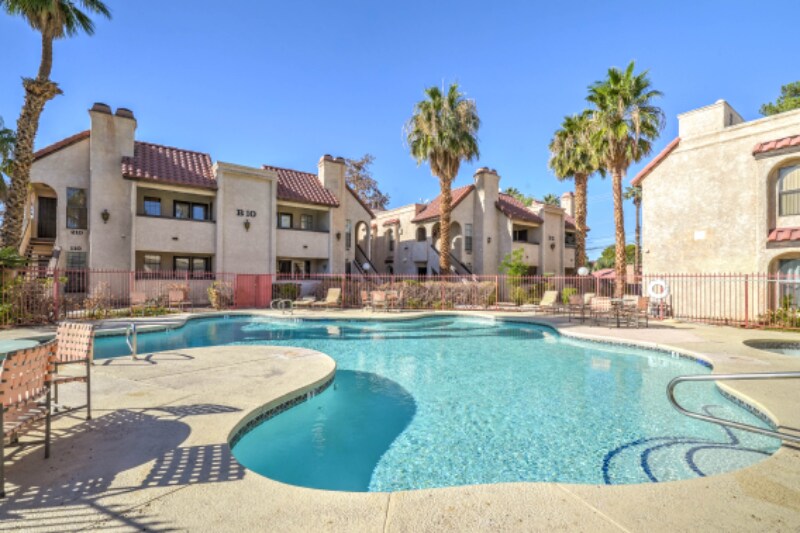 Building Photo - 1751 E Reno Ave