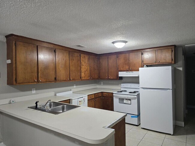 Building Photo - 1339 Blue Ridge Terrace
